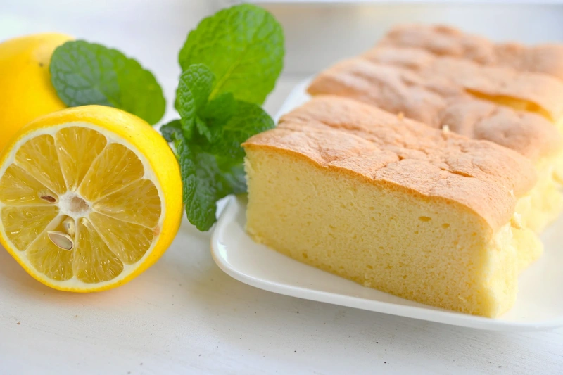 Easy Sponge Cake Recipe To Lighten Up Your Day!