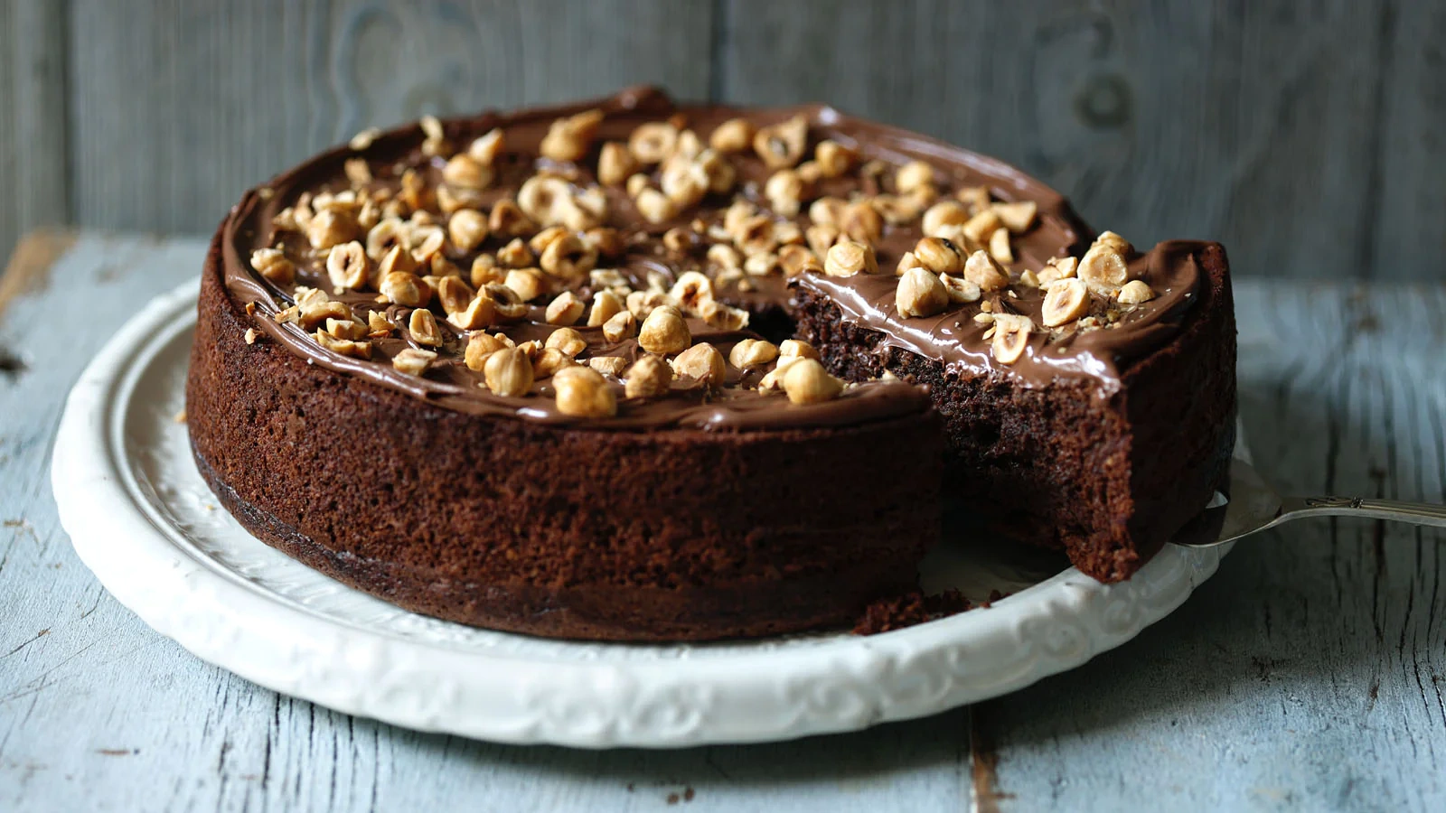 Irresistible Nutty Chocolate Treat Cake | Recipe Book